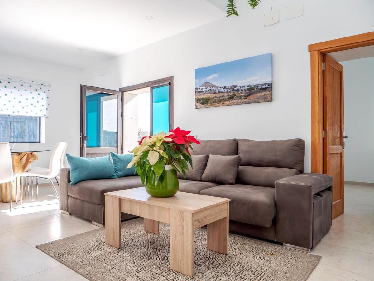 Comfortable House In Tias With Free Parking Exterior foto
